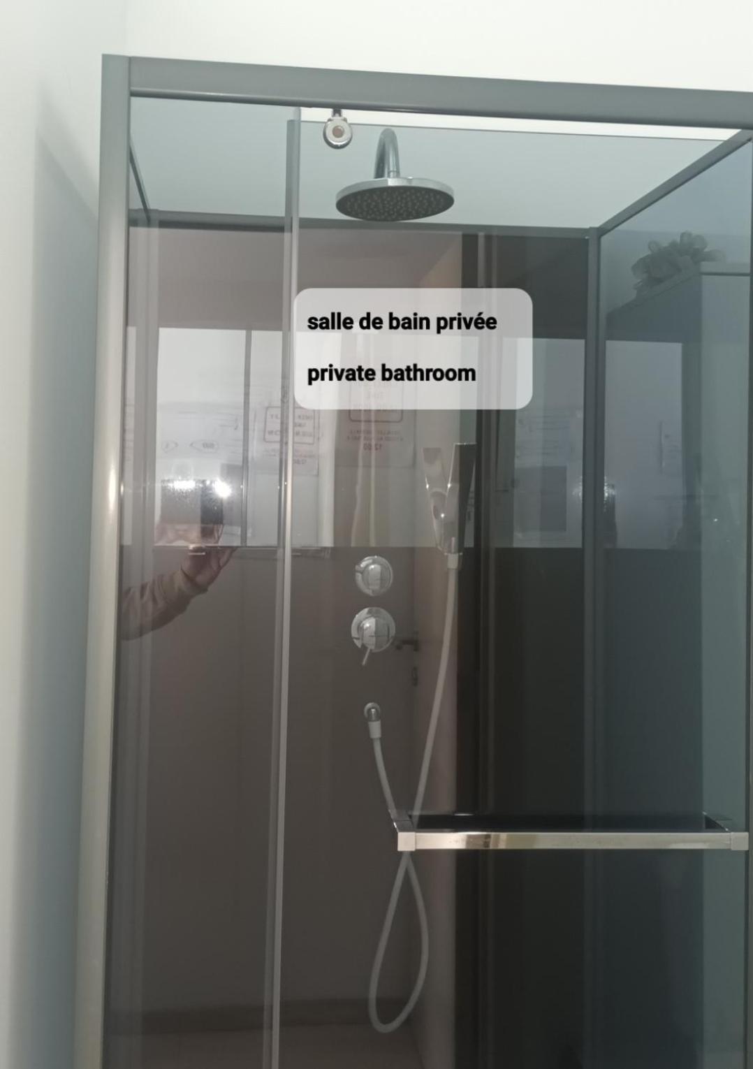 Private Studio Brussels Airport Bagian luar foto