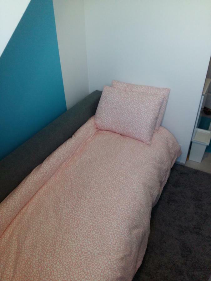 Private Studio Brussels Airport Bagian luar foto