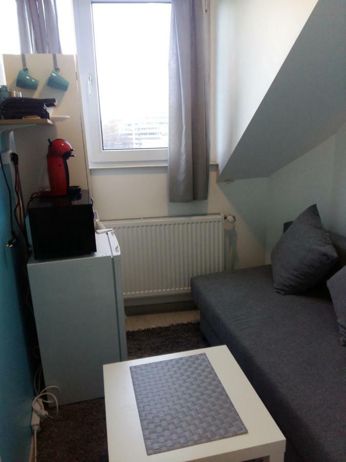 Private Studio Brussels Airport Bagian luar foto